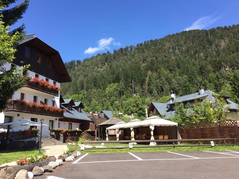 Hotel Tarvisio Four Seasons Экстерьер фото
